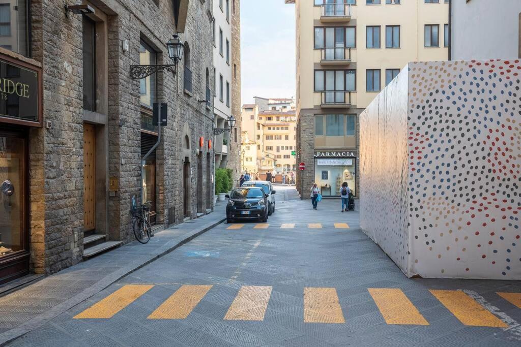 شقة Ponte Vecchio'S Penthouse فلورنس المظهر الخارجي الصورة